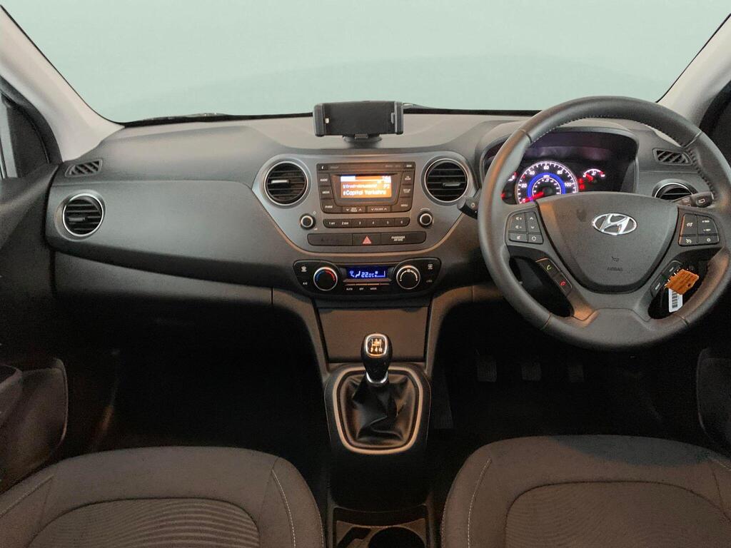 Hyundai i10 1.0 Premium Euro 6 5dr 2