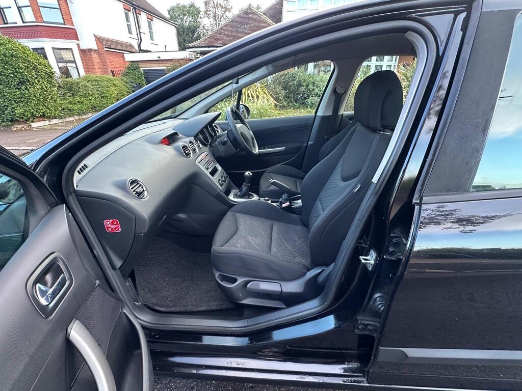 Peugeot 308 1.6 VTi S 5dr 3