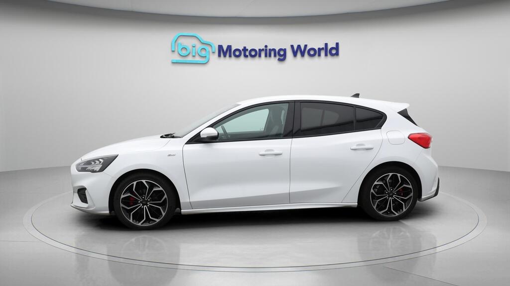 Ford Focus 1.0T EcoBoost MHEV ST-Line X Edition Euro 6 (s/s) 5dr 3